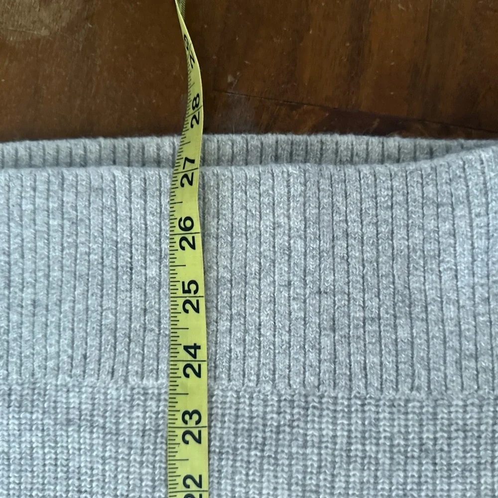Banana Republic merino wool blend Knit Sweater Vest men’s XL NWT‎